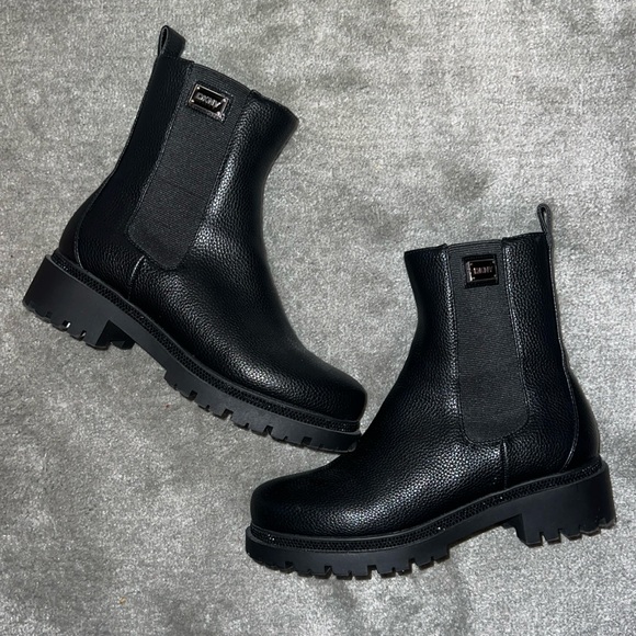 DKNY BLACK COMBAT CHELSEA BOOT size 7.5 - Picture 1 of 7